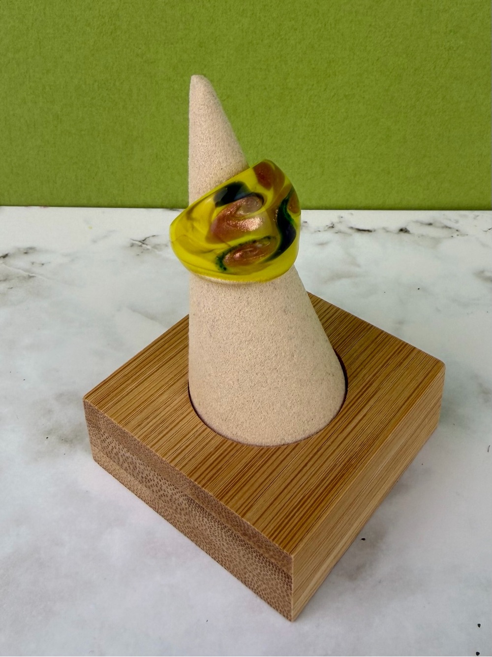 Artisan Murano Style Venetian Glass Dome Ring, Gold Dust & Yellow Size 5.5 - Picture 2 of 6